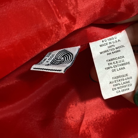 Vintage Authentic Christian Dior Wool Red Coat with Black Buttons - Picture 13 of 15